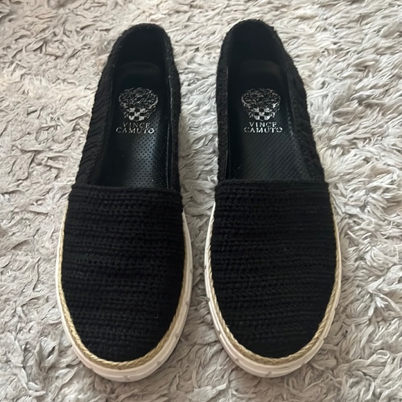 Vince Camuto Relinsta Flatform Sneaker - Picture 1 of 8